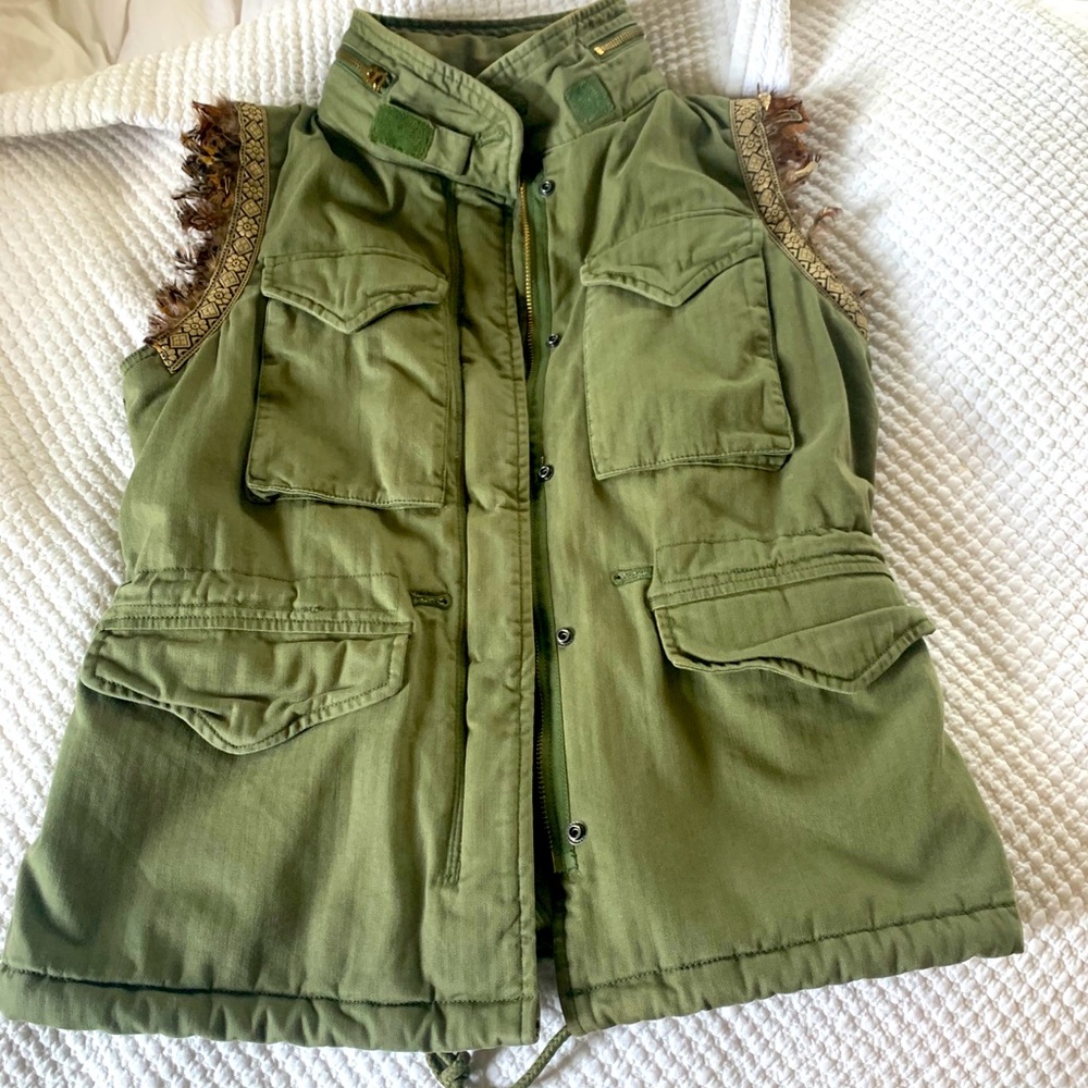 Super hip Ralph Lauren West